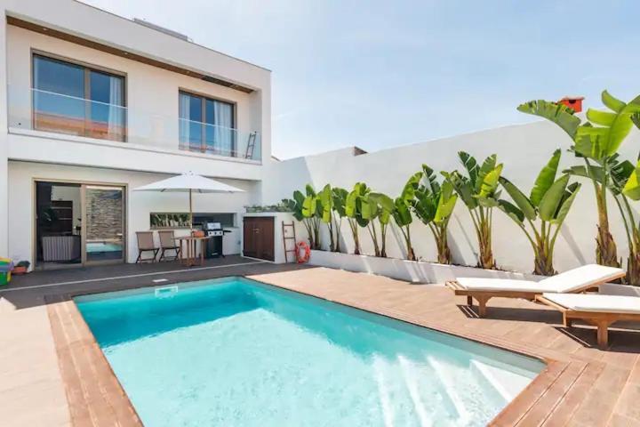 Baleal Surf Ranch Hotel Ferrel  Exterior photo